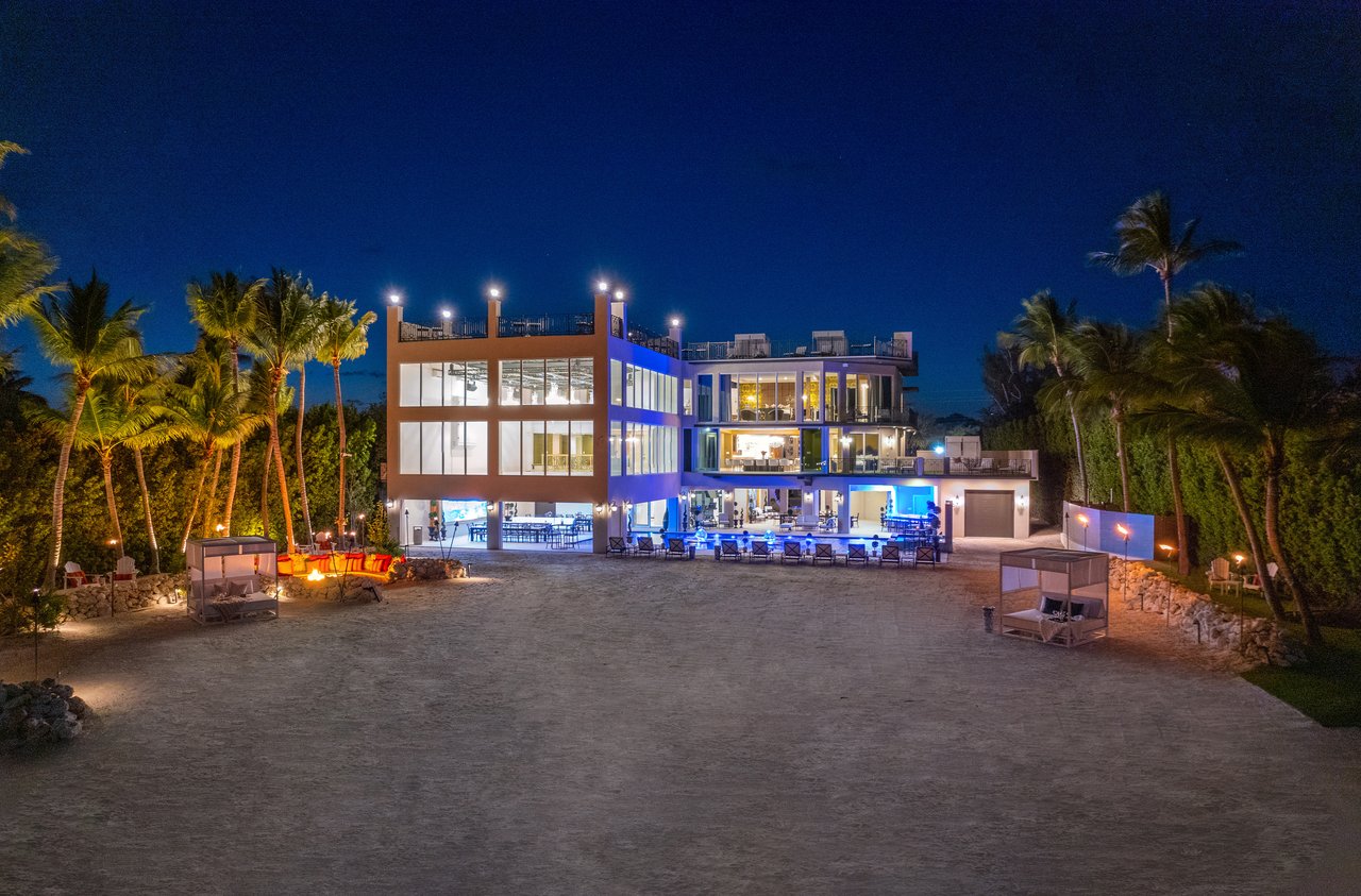 Chateau On The Ocean