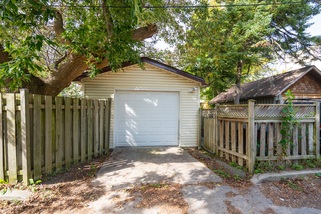 75 Wayland Avenue