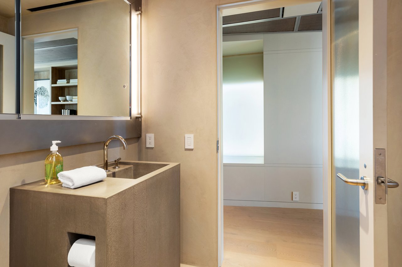 Erin Martin-Designed View Apartment