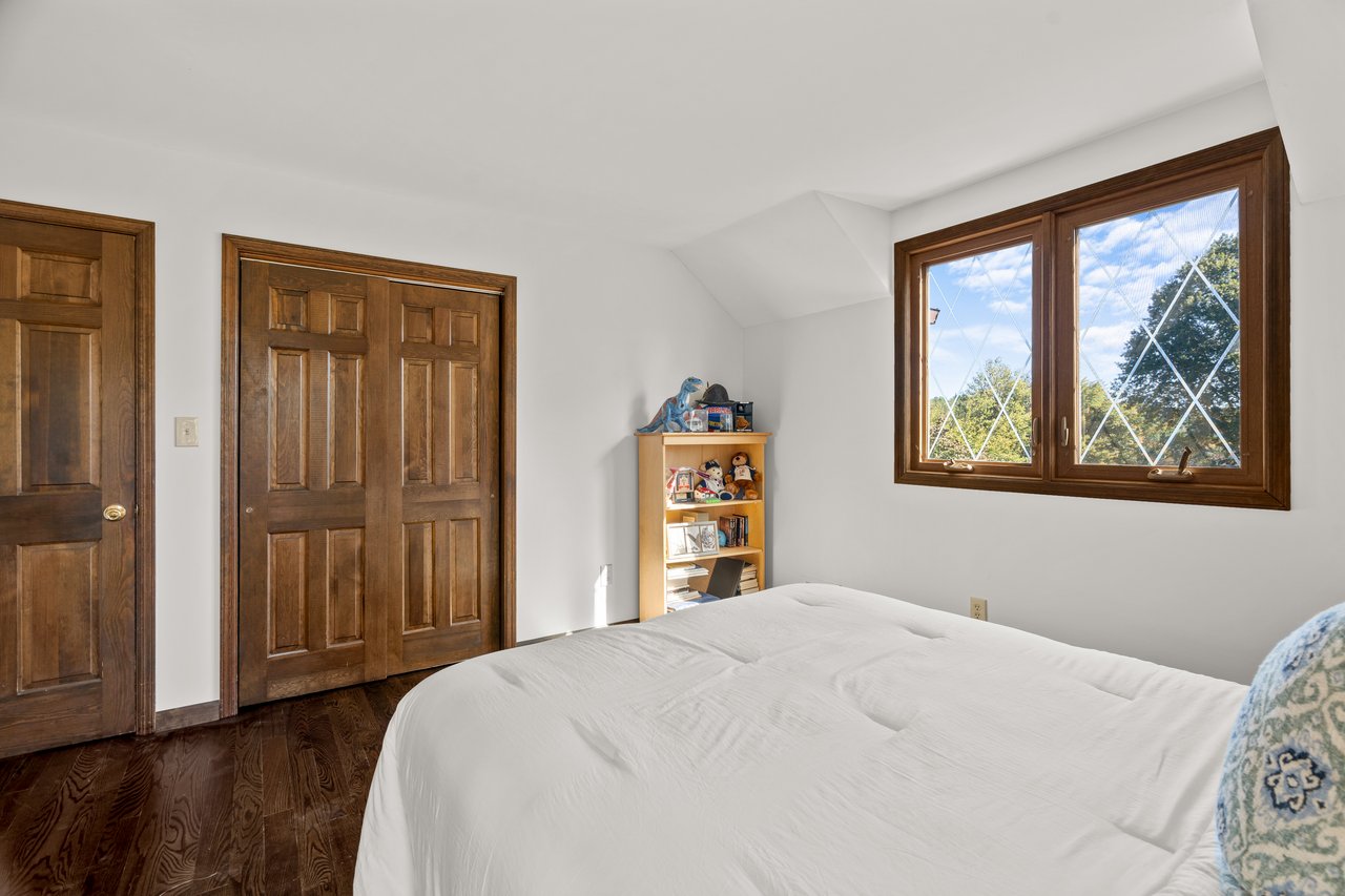 5 High Point Ct