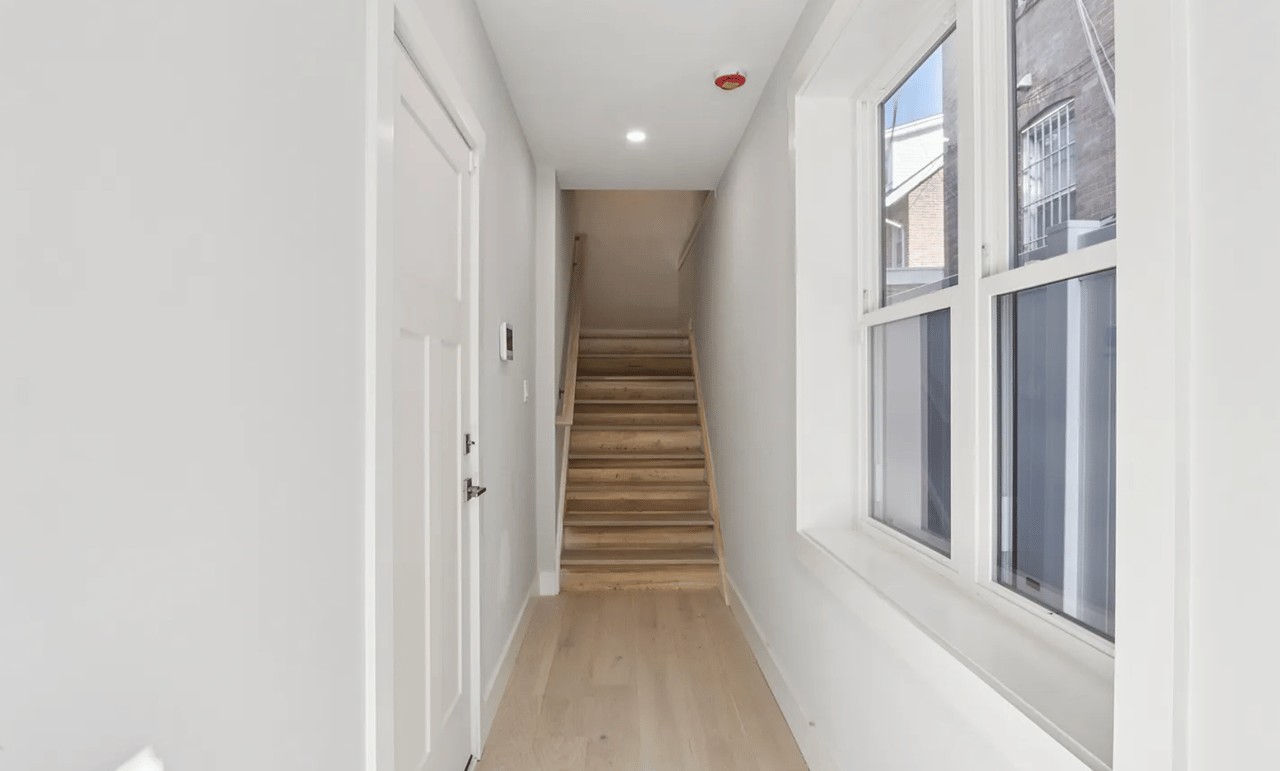 39 S Annapolis Ave #A