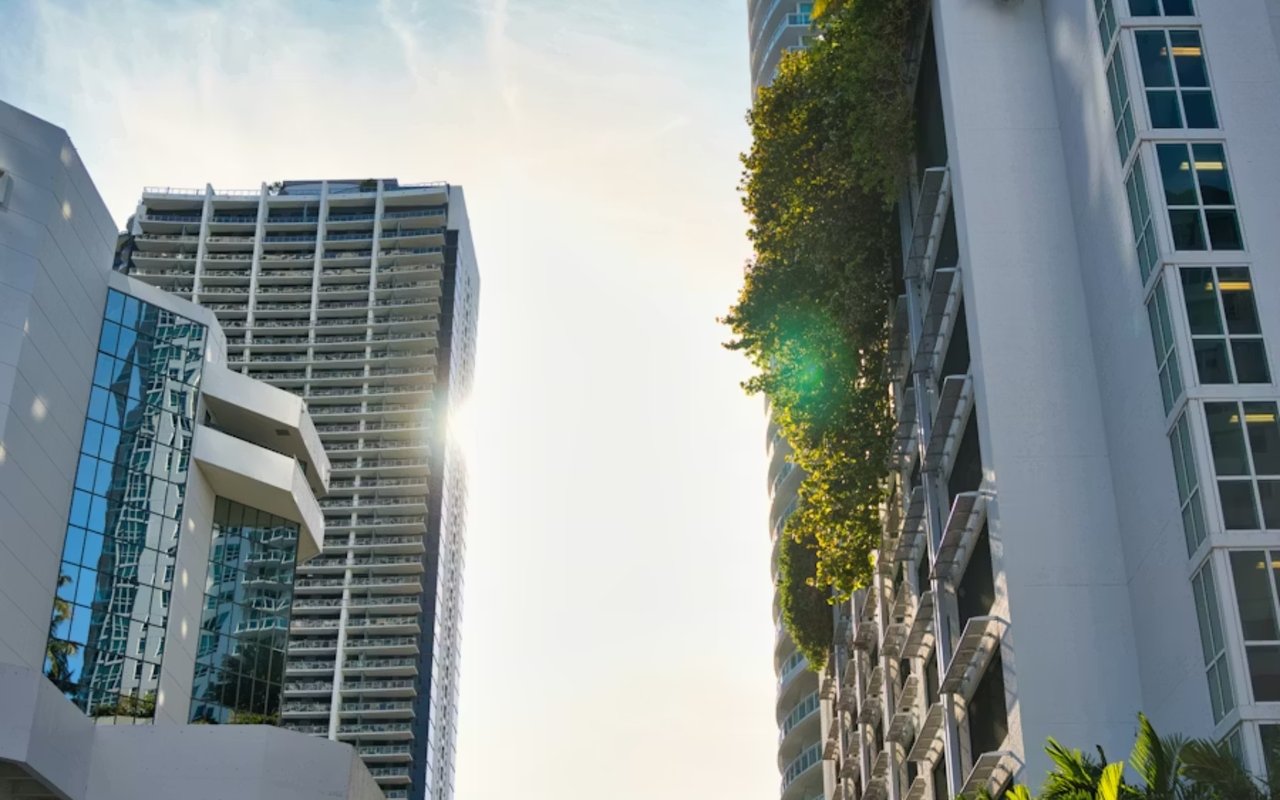 Rooftop Patios, Pools & More: Luxury Home Features to Explore in Brickell