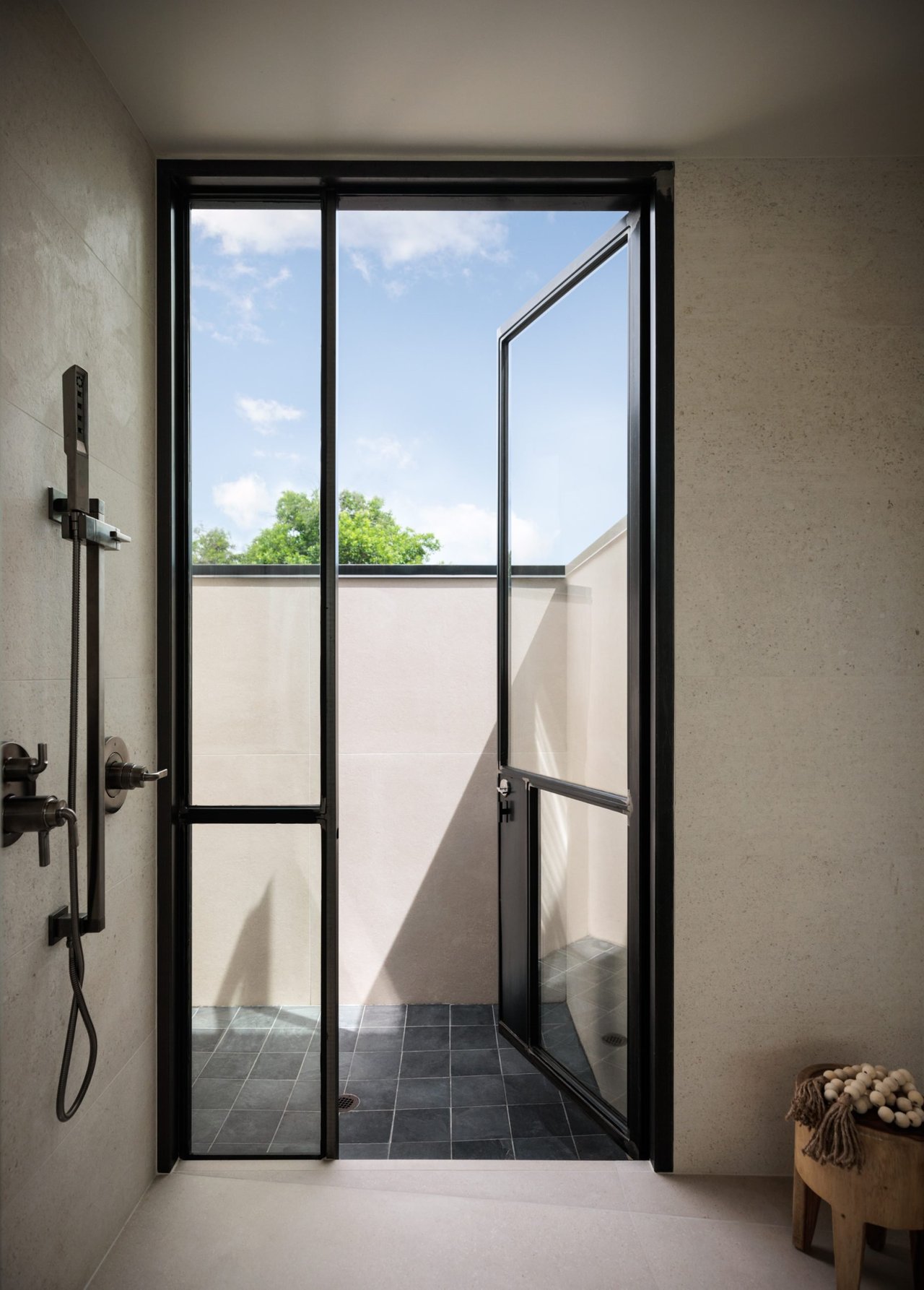 3550 VALLEJO STREET | The Reveal House