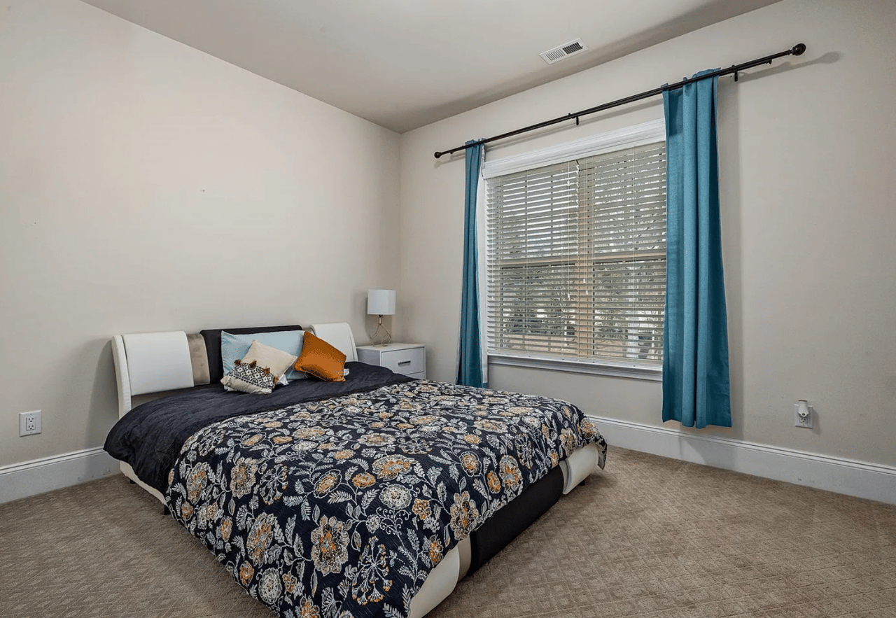 2808 Spring Shade Rd