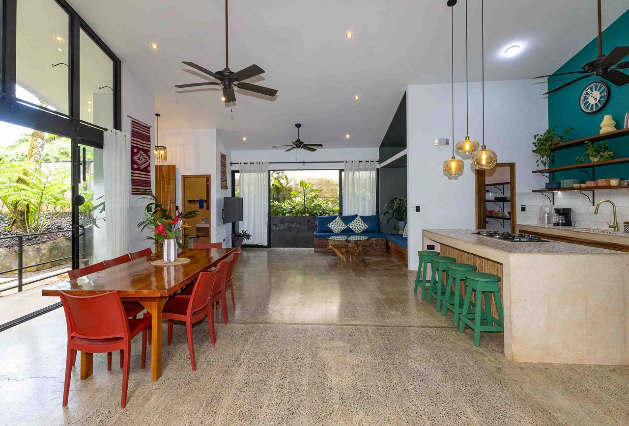 Furnished and Turnkey Home Rainforest Villa with Pool and Creek