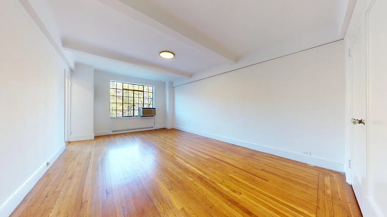 1 Christopher St APT 3G