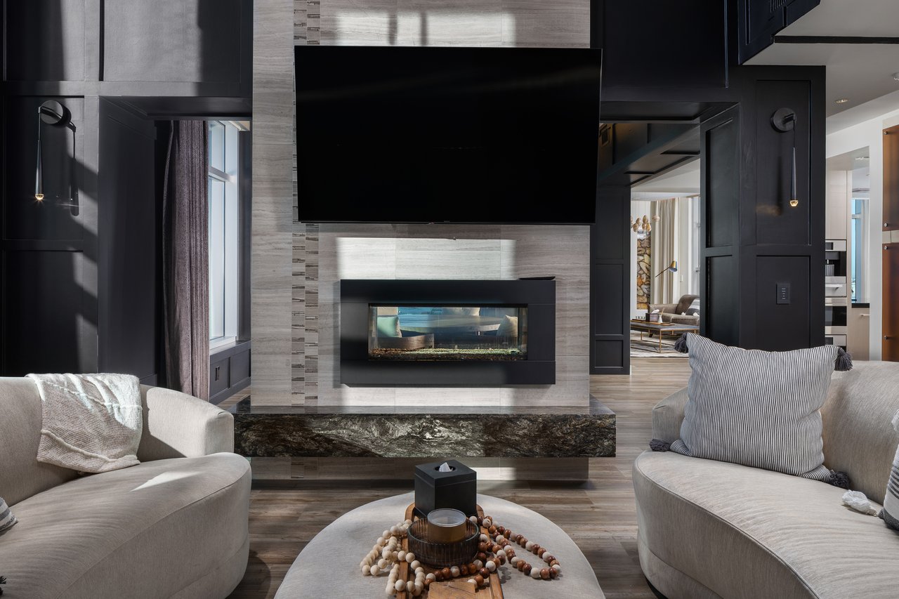 140 E RIO SALADO Parkway 1201