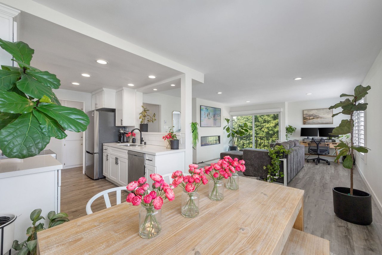 100 Loma Ave #404
