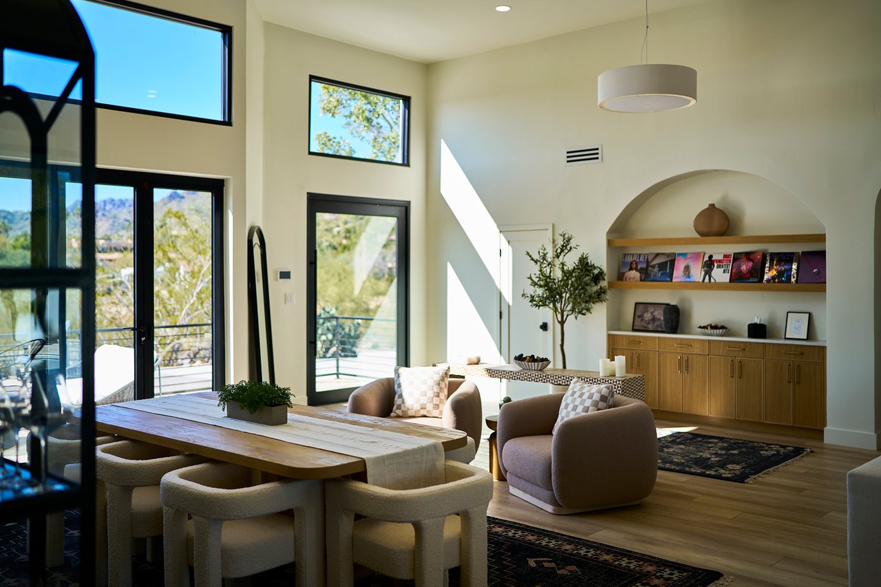 6535 N HILLSIDE Drive