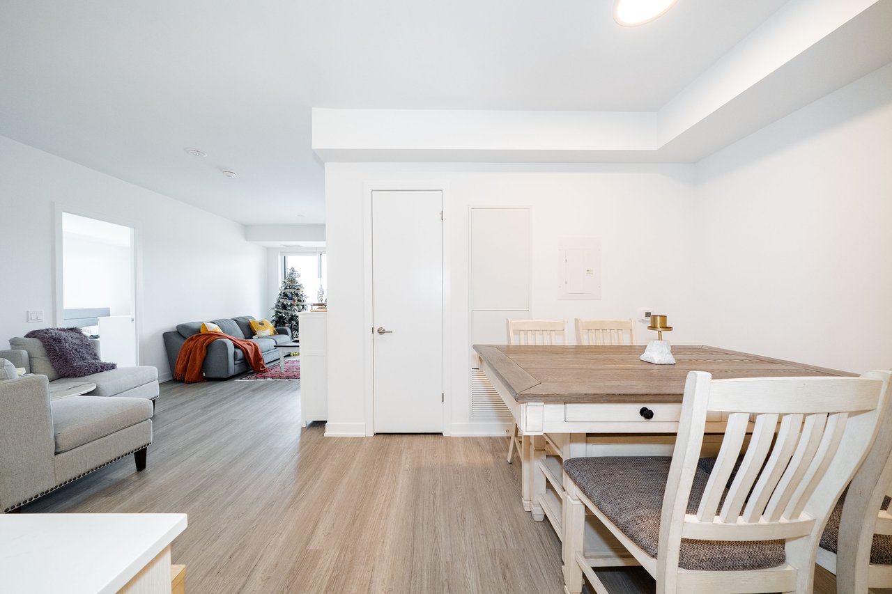8188 Yonge Street, 235