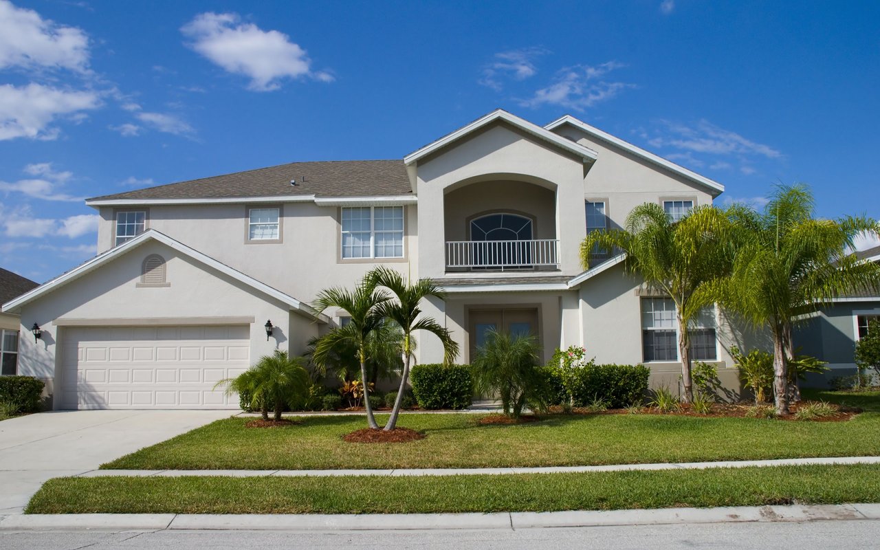 Yacht Harbor Manor