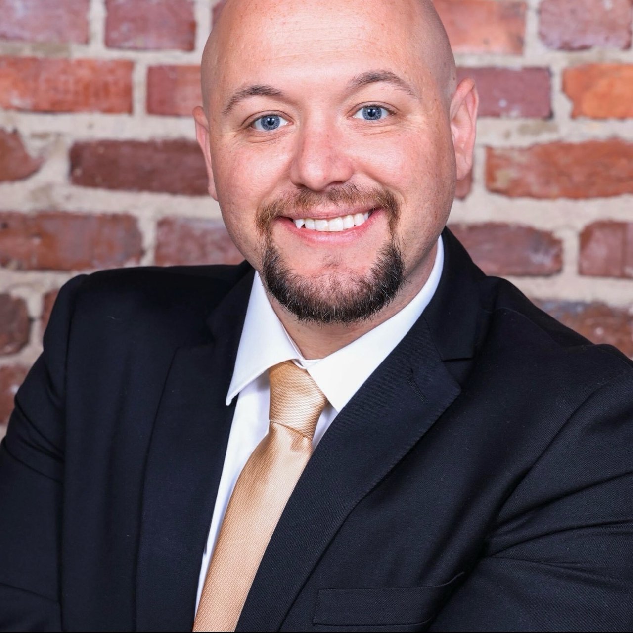 Dustin Mullins Chattanooga, TN Real Estate Agent Headshot