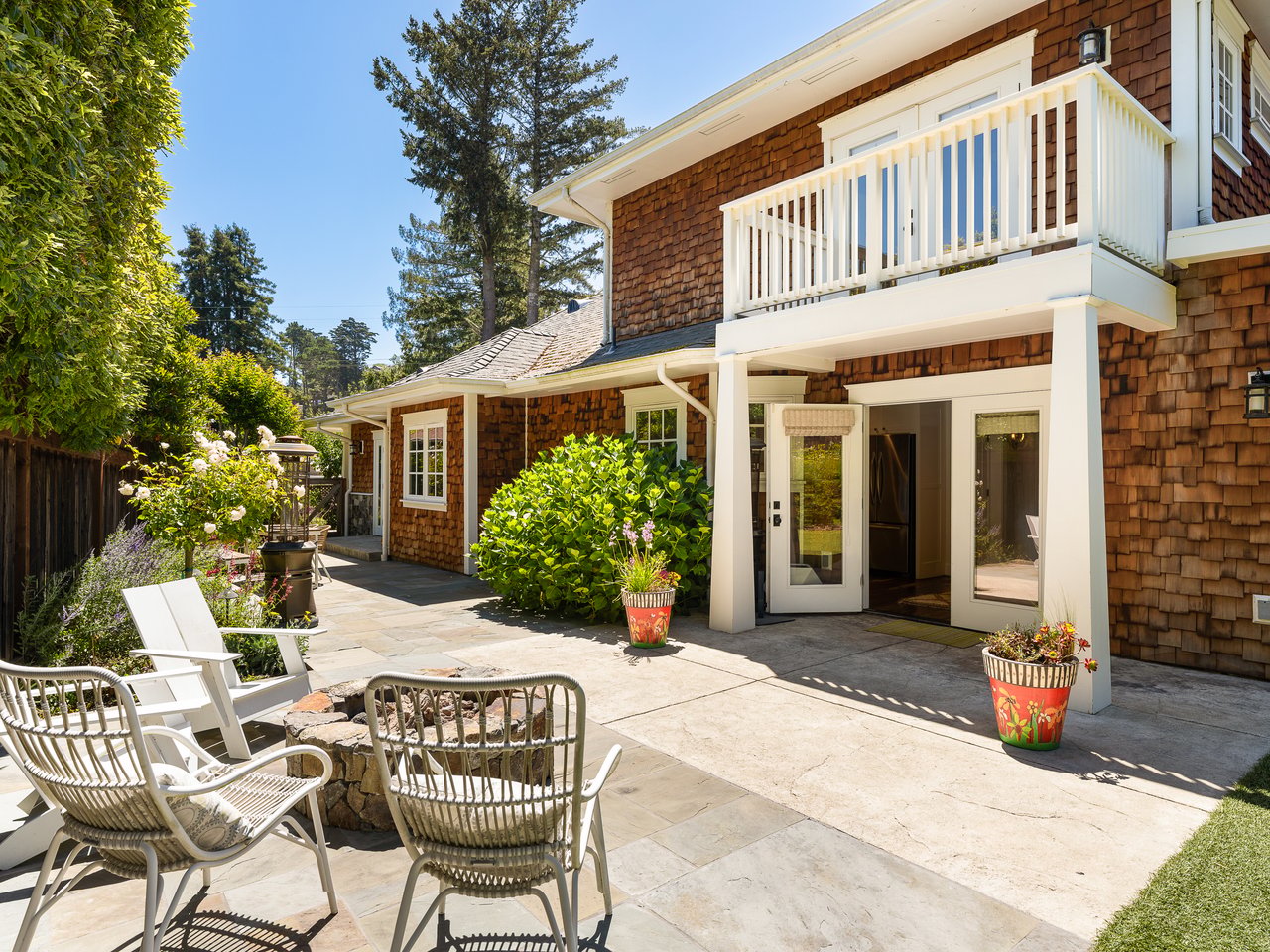 Stylish, Sunny, and Picture Perfect in Mill Valley