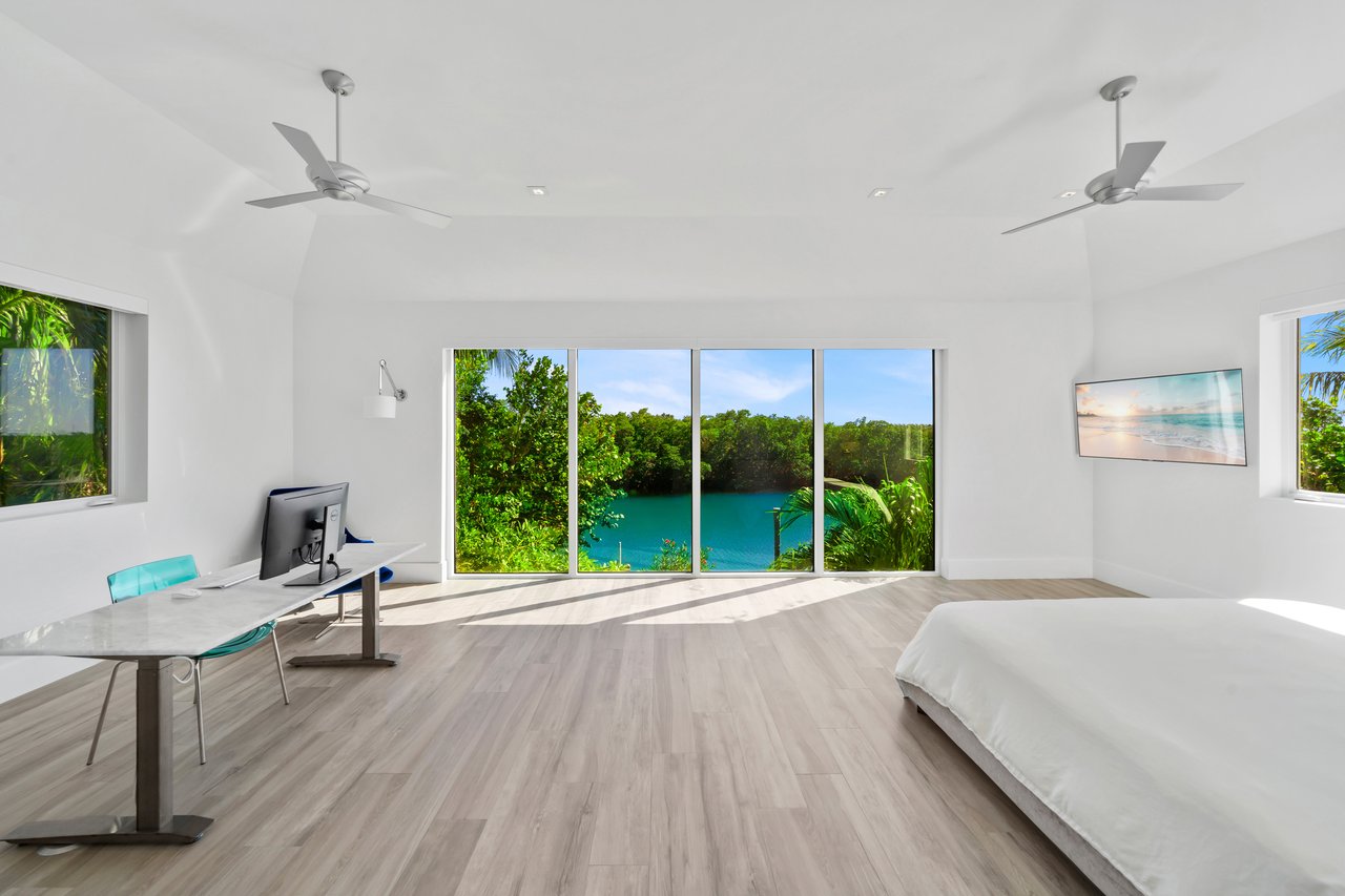 180 Cape Florida Drive
