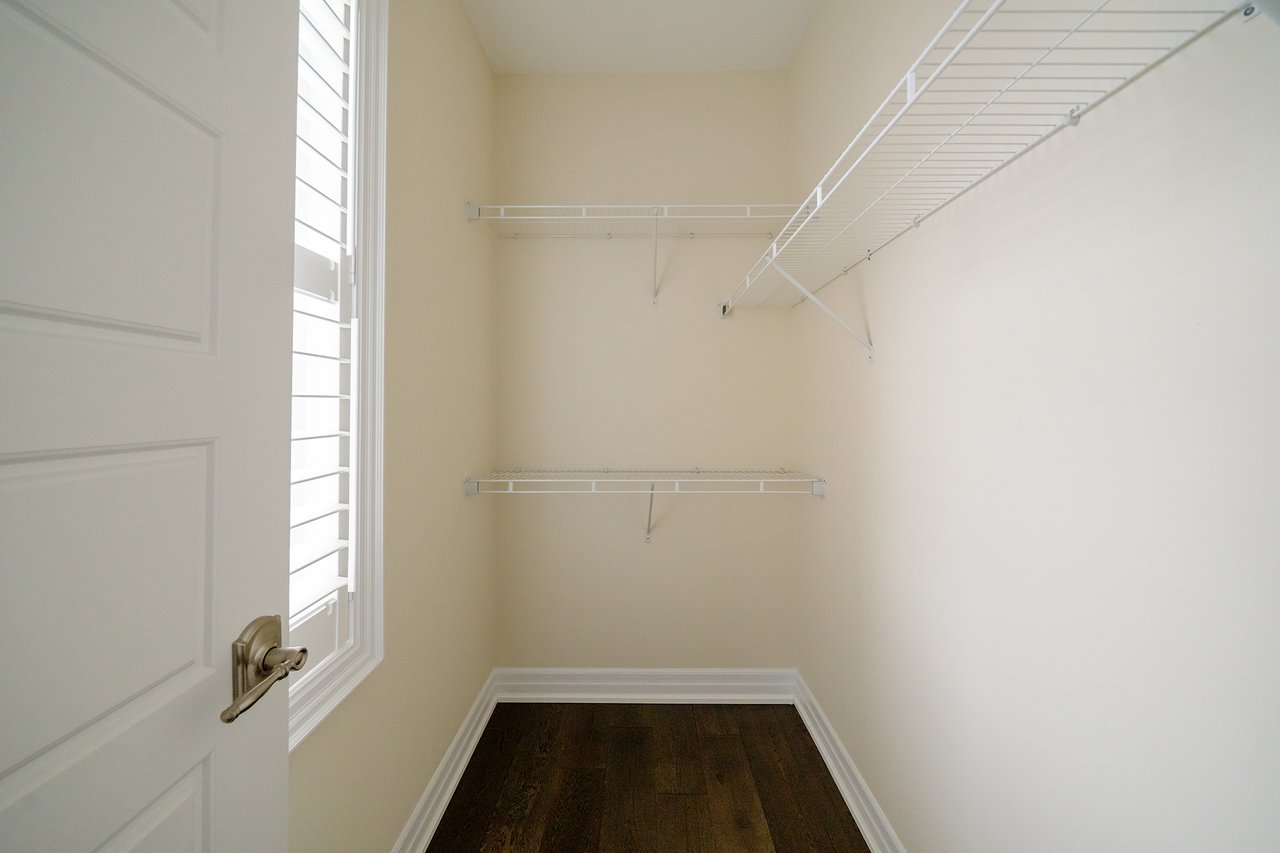 3209 Daisy Way, Oakville, ON L6M 1L4