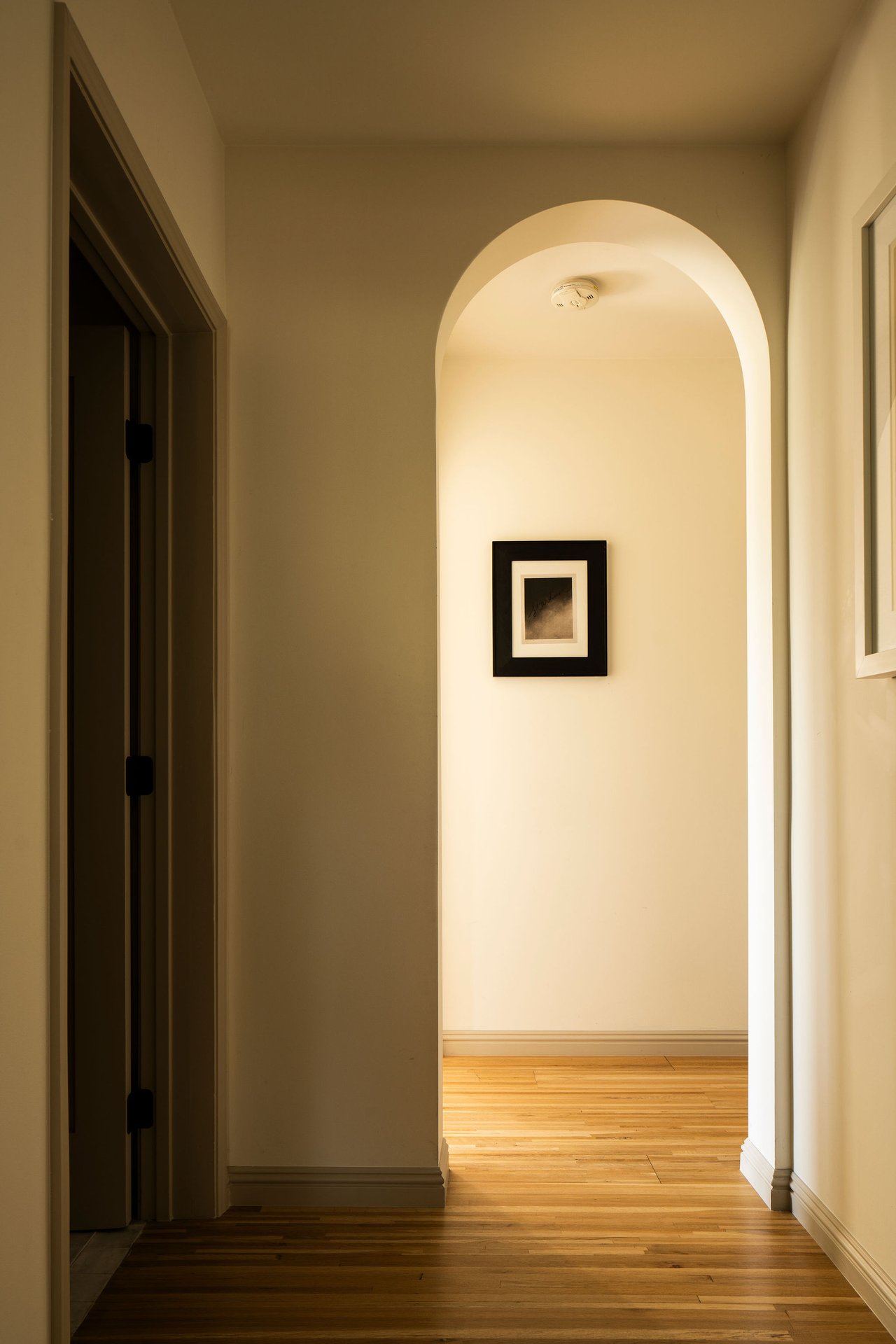 Vacant Trophy Silverlake Triplex With Reservoir Views