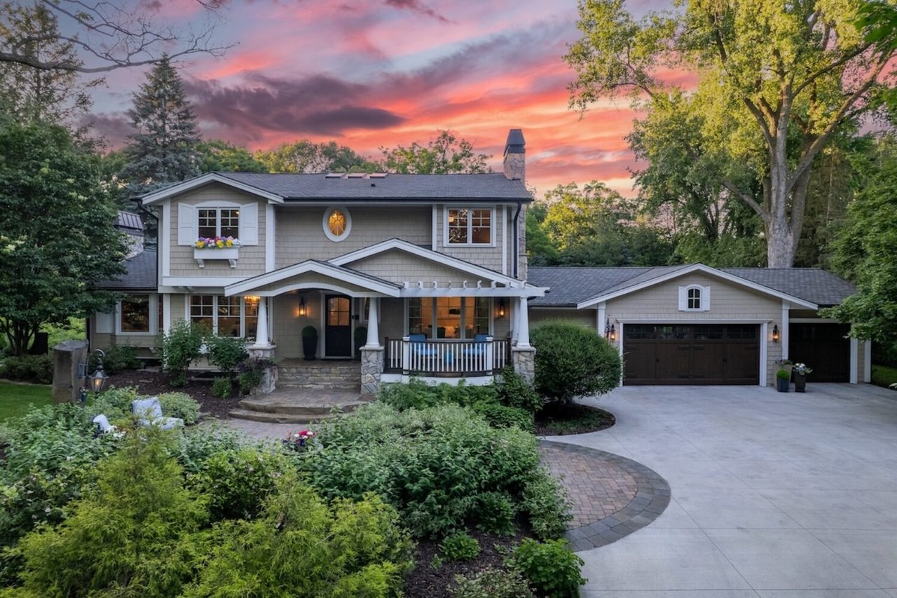Luxury home in the Indian Hills neighborhood of Edina