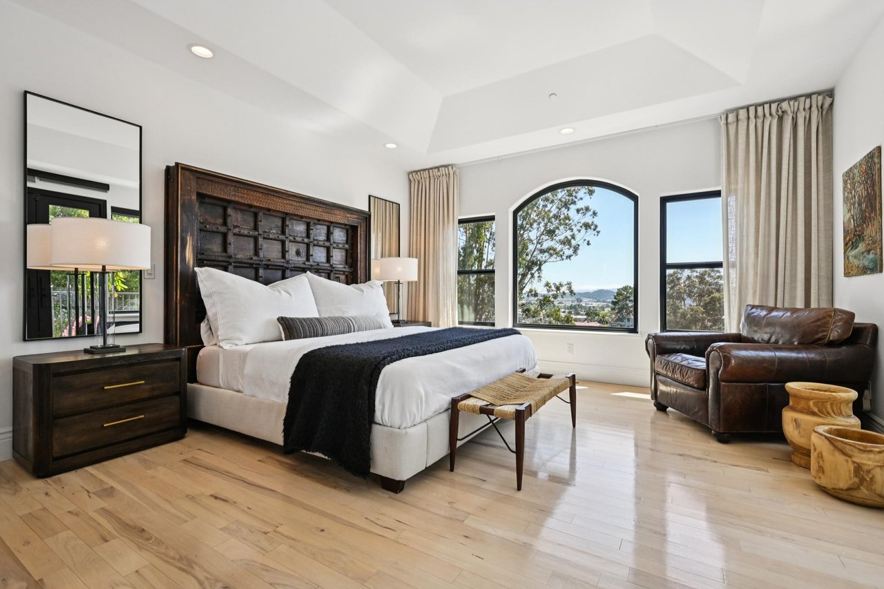 7 Sea View Avenue