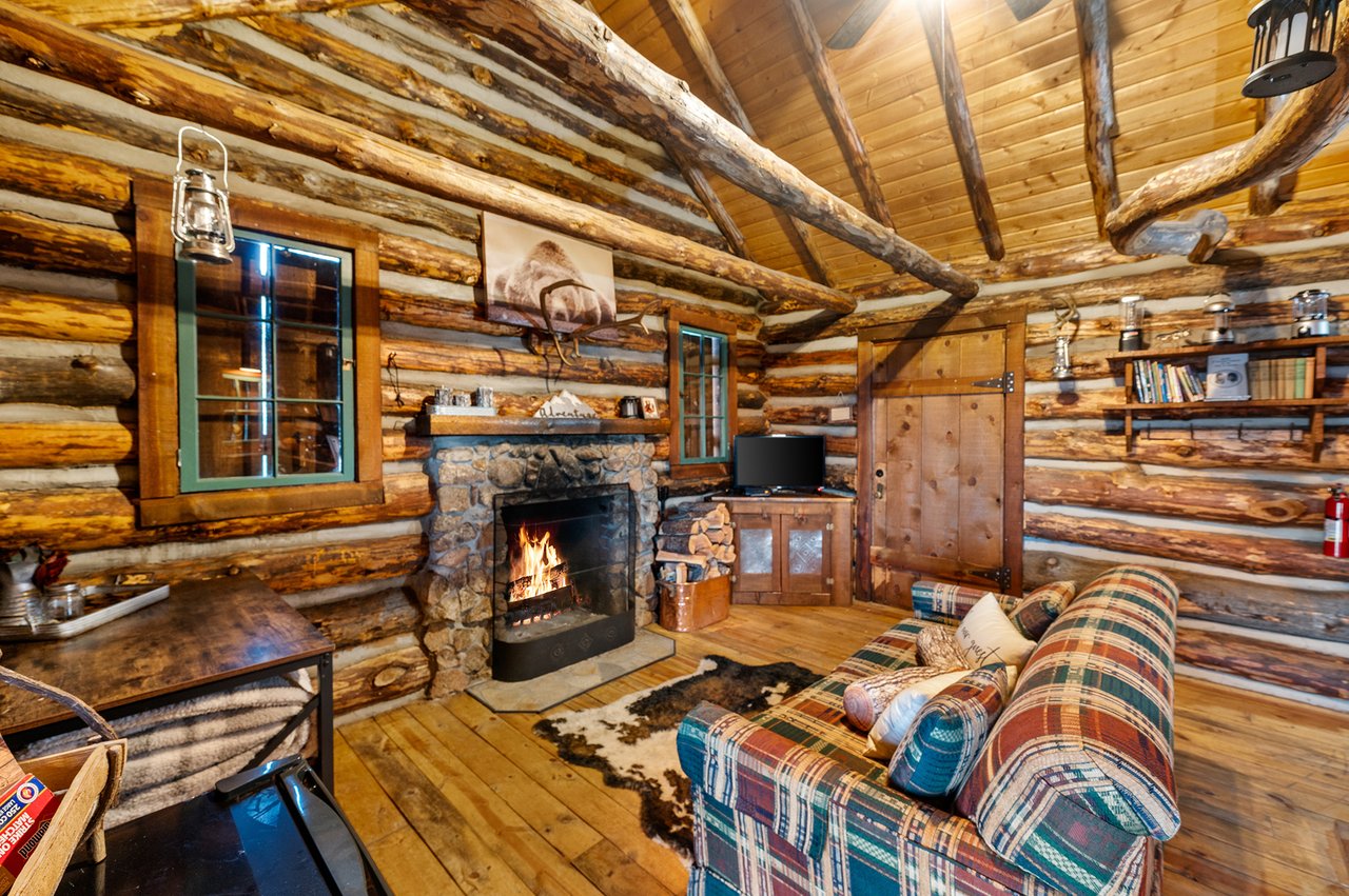 2700 W BUTTERFLY Ridge