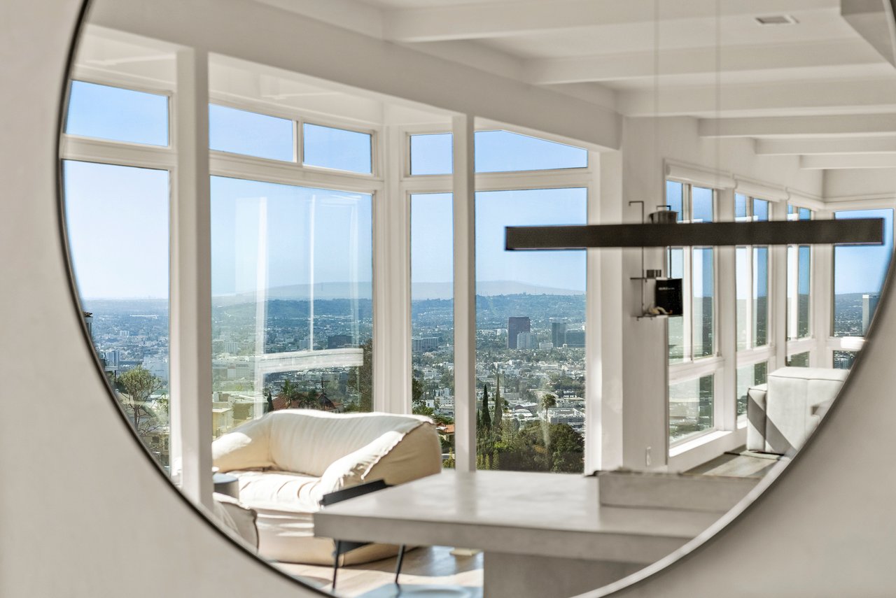 8460 Franklin Ave, hollywood hills