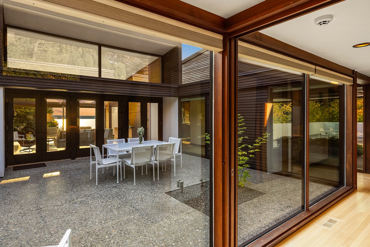 4343 W McLaren Street