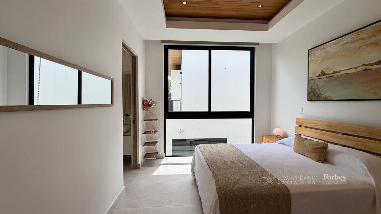 21479 - Luxury villa, 4 bedrooms, pool and excellent ROI for investors