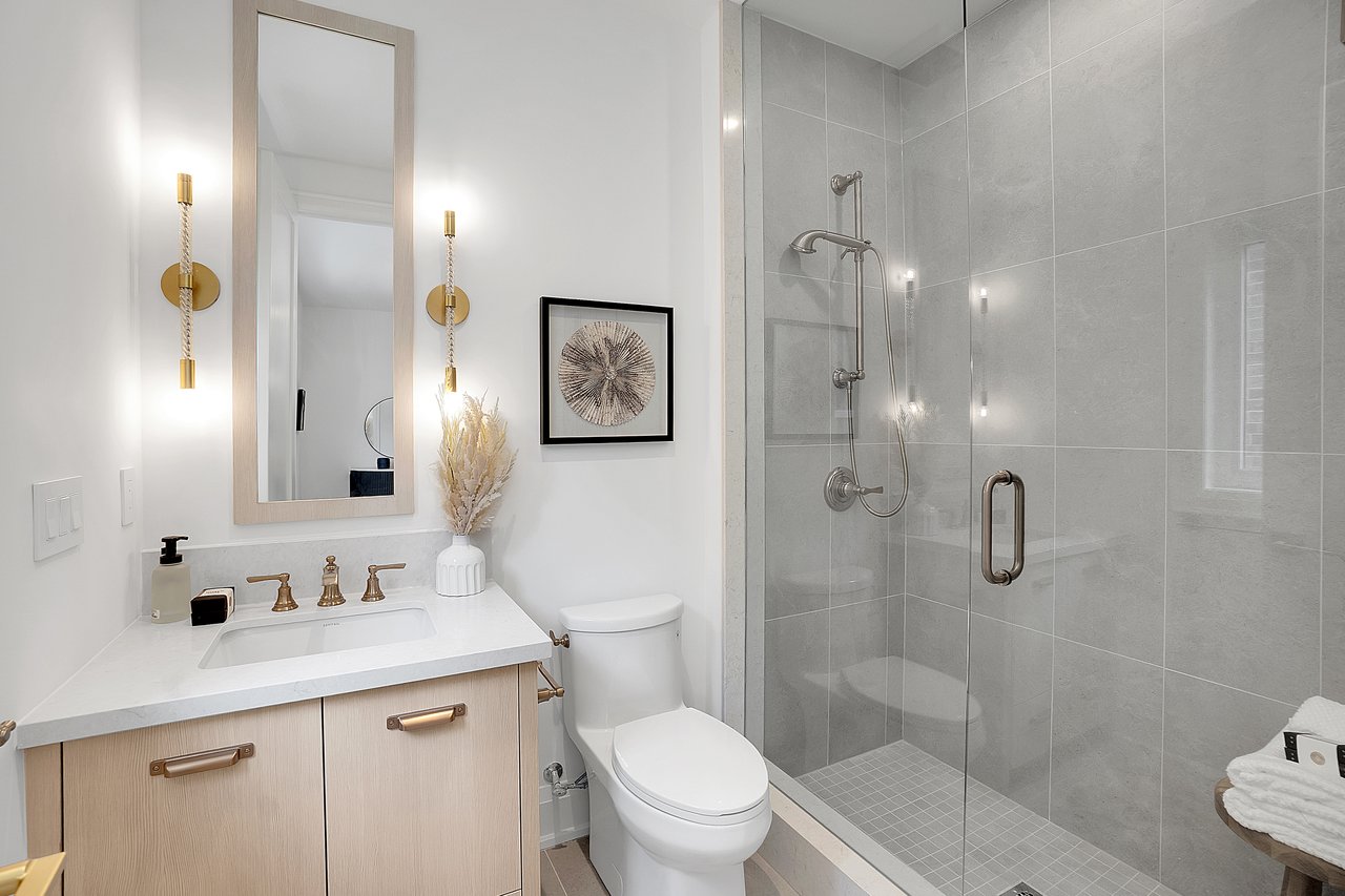 53B Puccini Drive, Richmond Hill Ontario