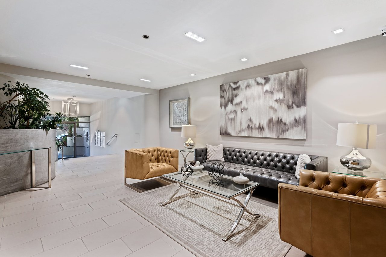 Stylishly Hip 1440 Broadway #202 