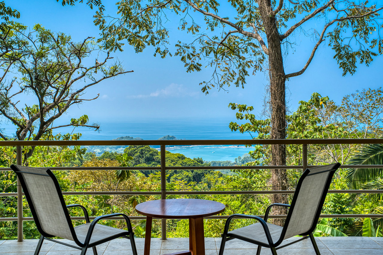 12.25 ACRES – 3 Bedroom 2 Story Ocean View Home 10 Min To The Beach!!!