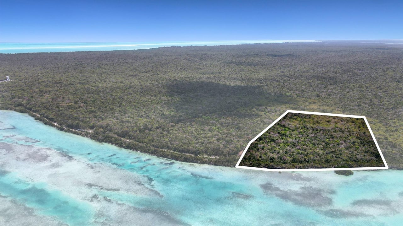 Deep Creek, South Andros