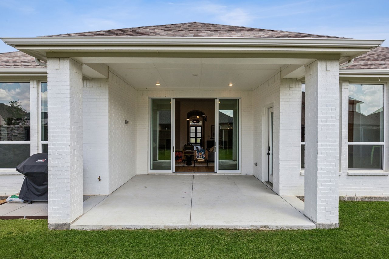 2424 Juniper Ln
