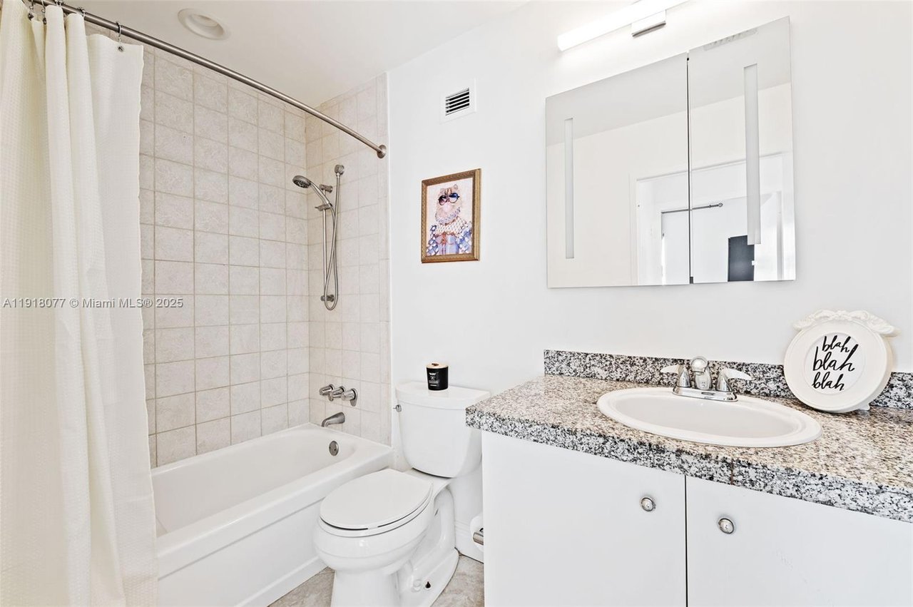 Carlisle On The Ocean Condo, Unit PH14