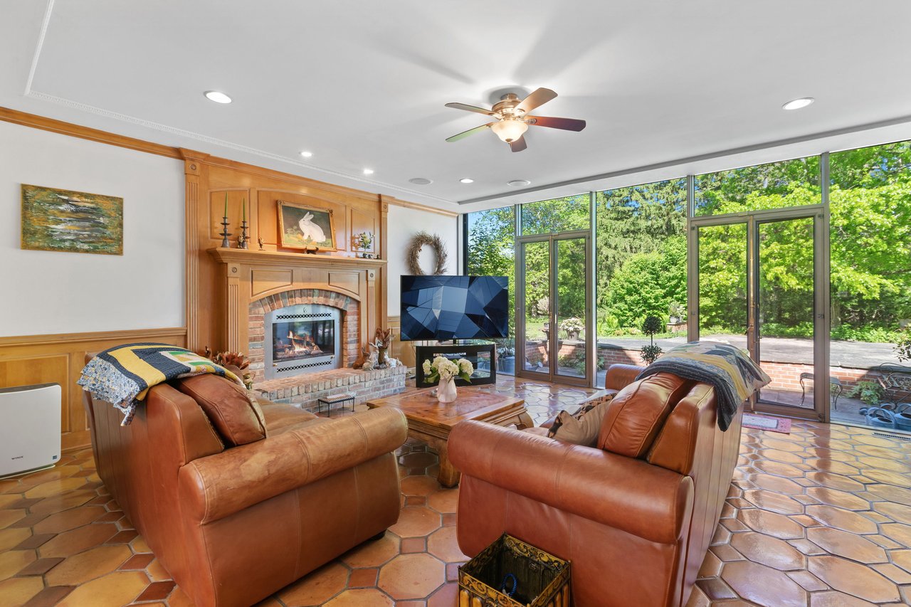 283 West Laurel Ave