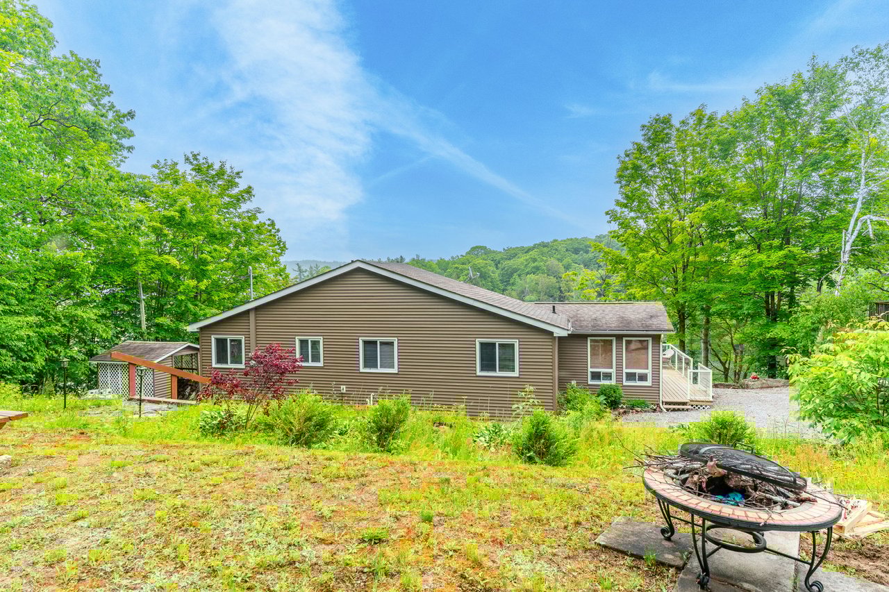 1601 CLAUDE BROWN ROAD