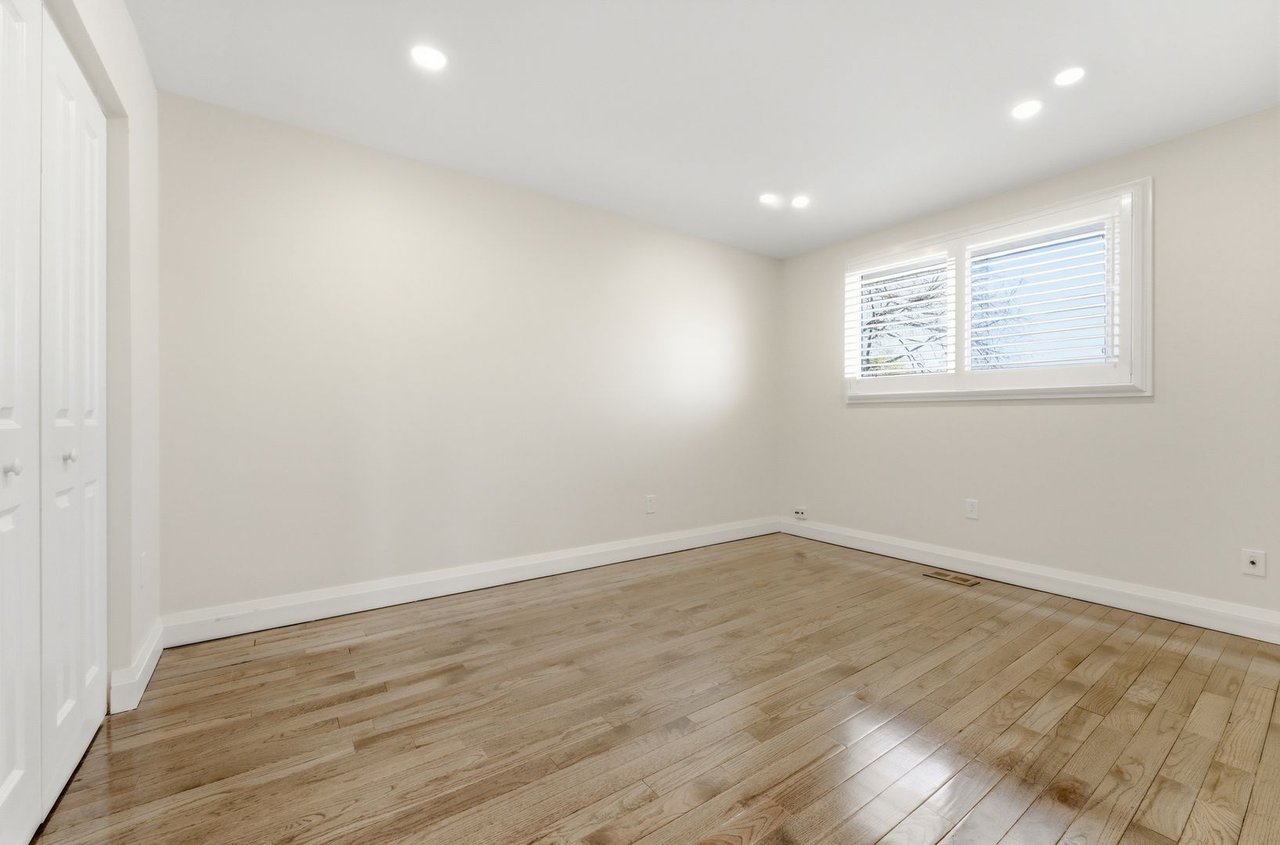 2362 Greenbank Tr