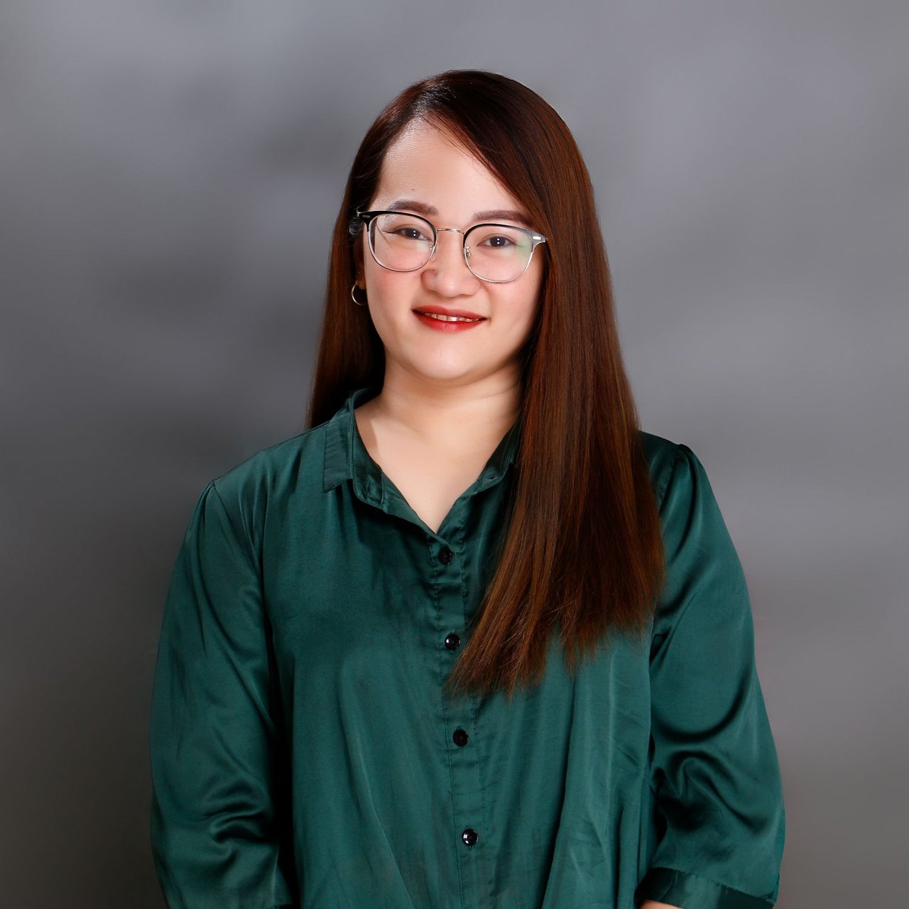 Jenifer Palacay Kapolei, HI Real Estate Agent Headshot