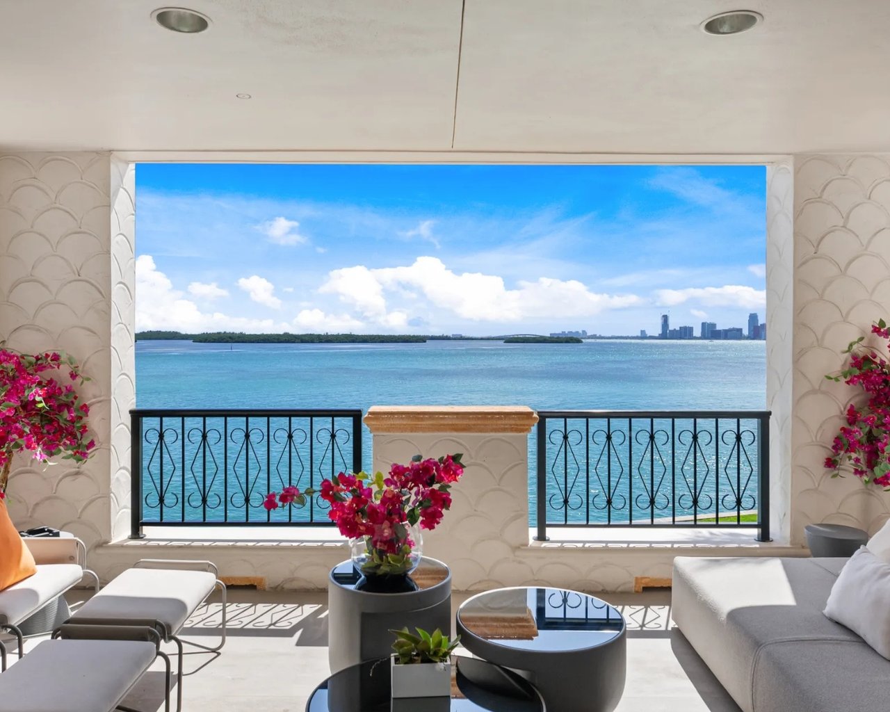 5123 Fisher Island Dr Unit 5123