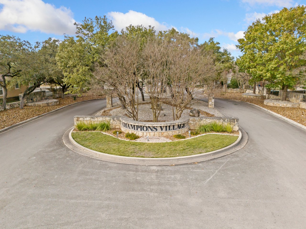 entrance to champions village new braunfels