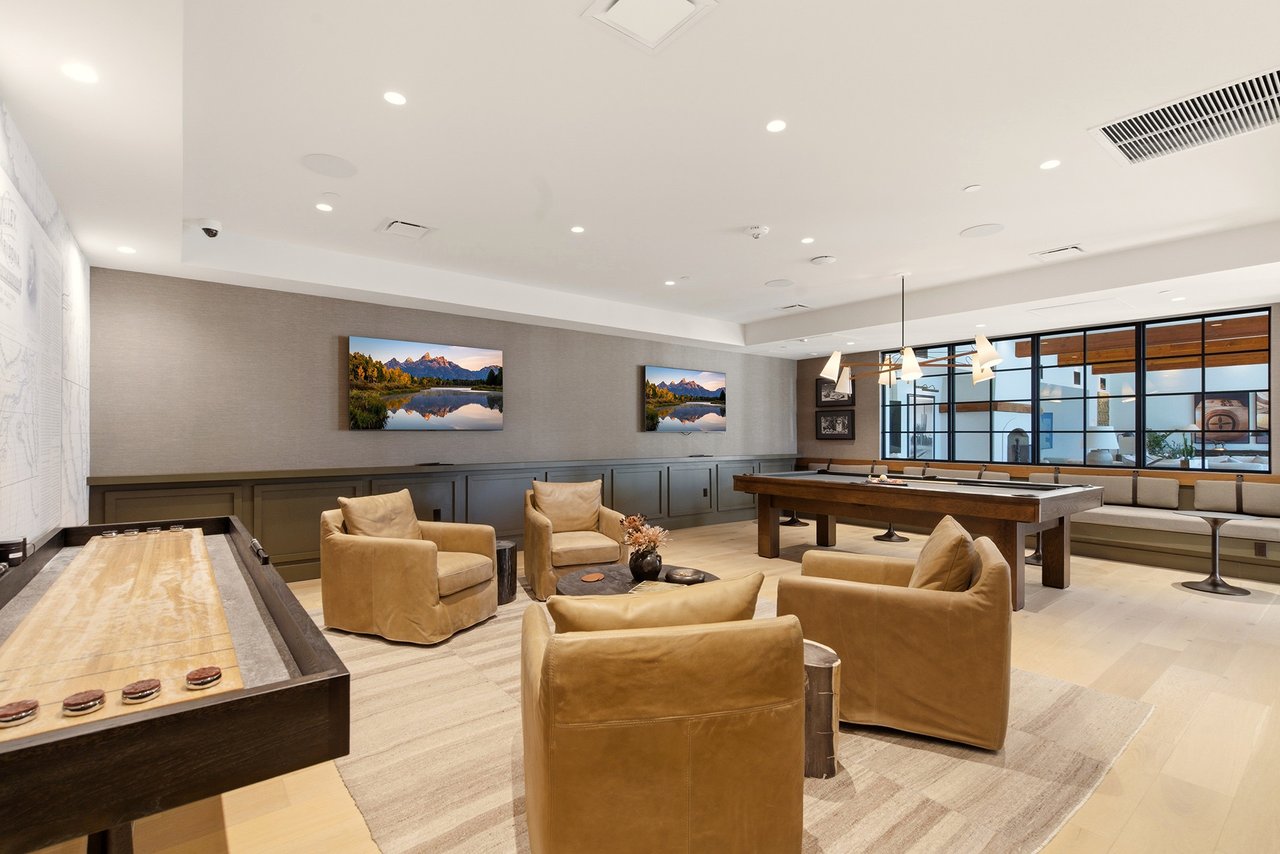 5000 N Camelback Ridge Drive 108