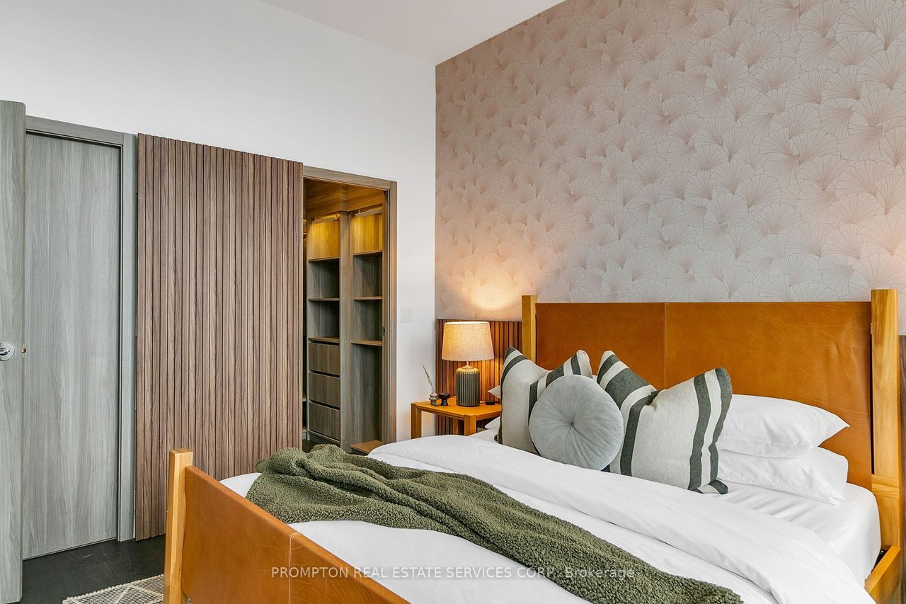 LUXURY PENTHOUSE ON WIDMER