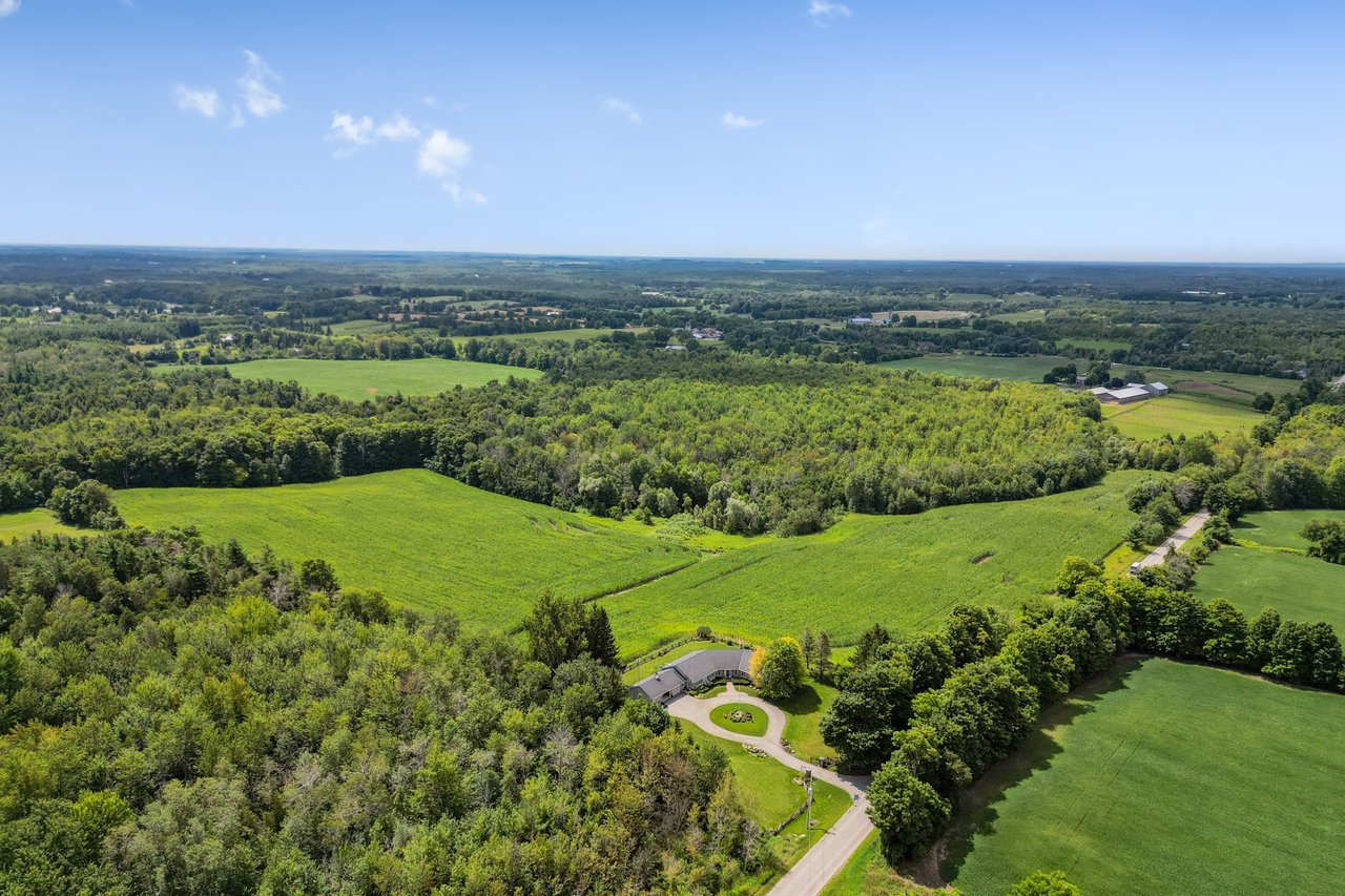 Extraordinary Equestrian Estate