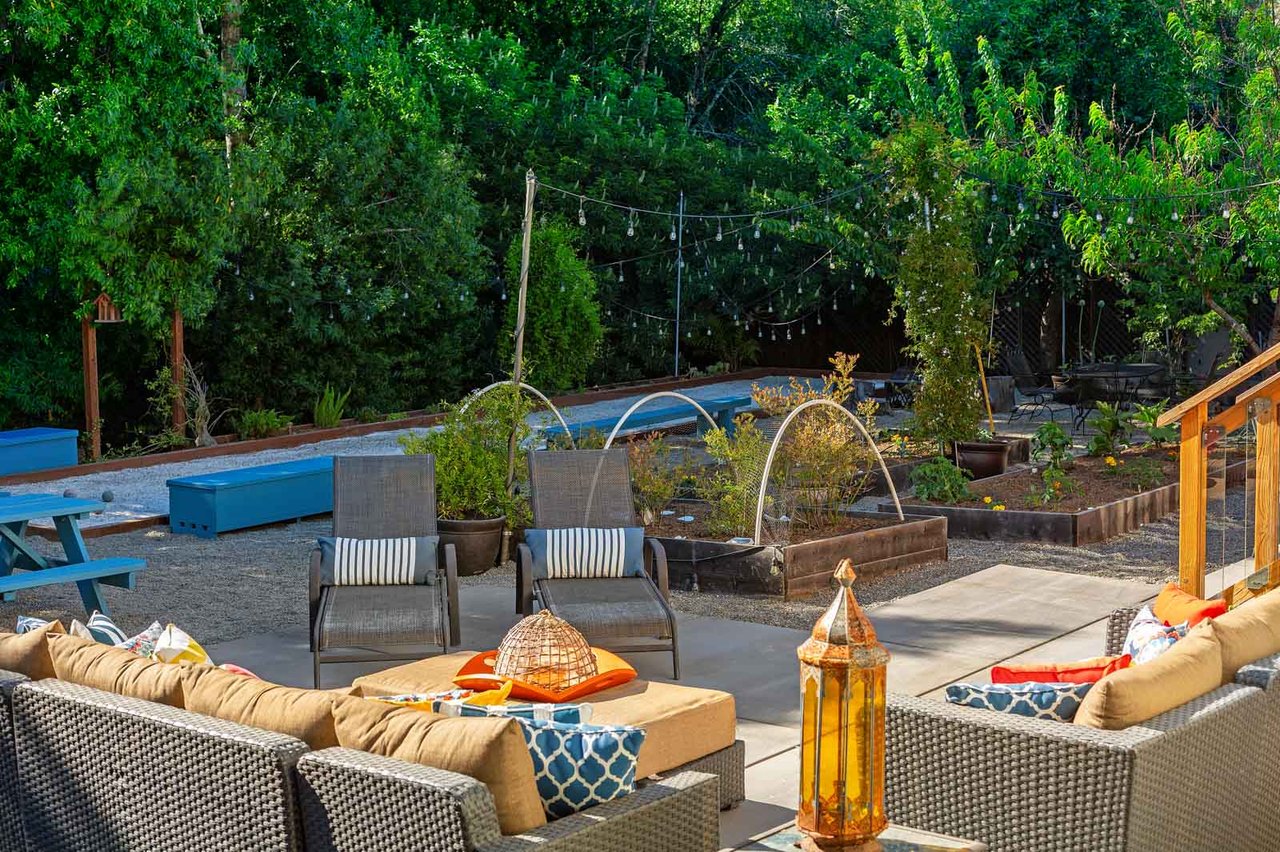 60 Oak Grove Avenue, Woodacre