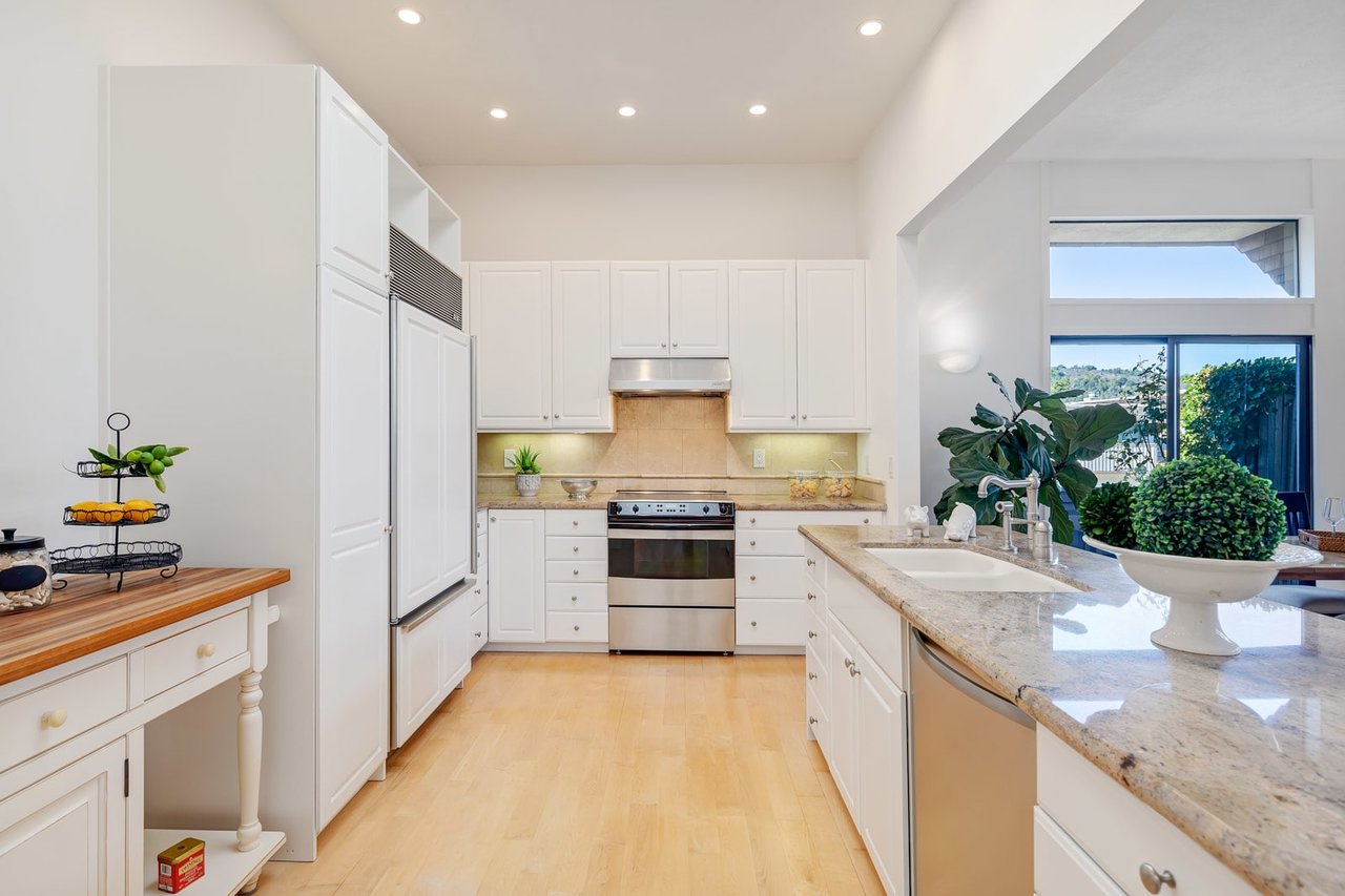 48 Greenside Way, San Rafael