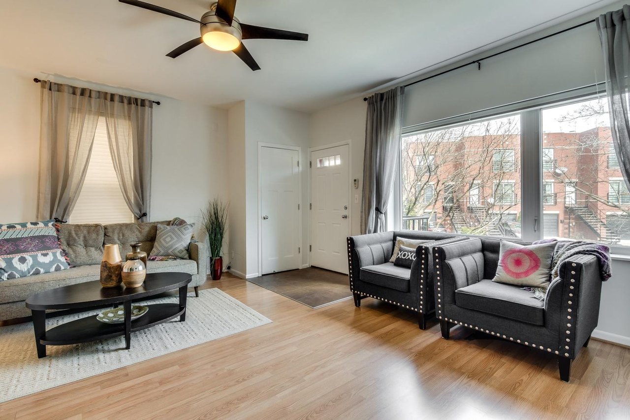 Bucktown Abode: 1736 N. Wilmot 