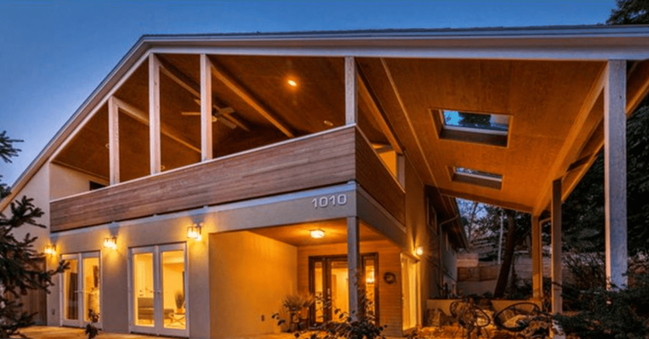 1010 Rosehill Drive