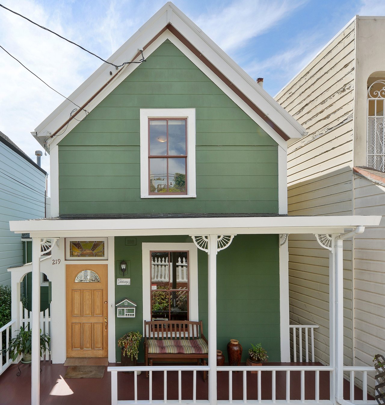 219 Hearst Ave