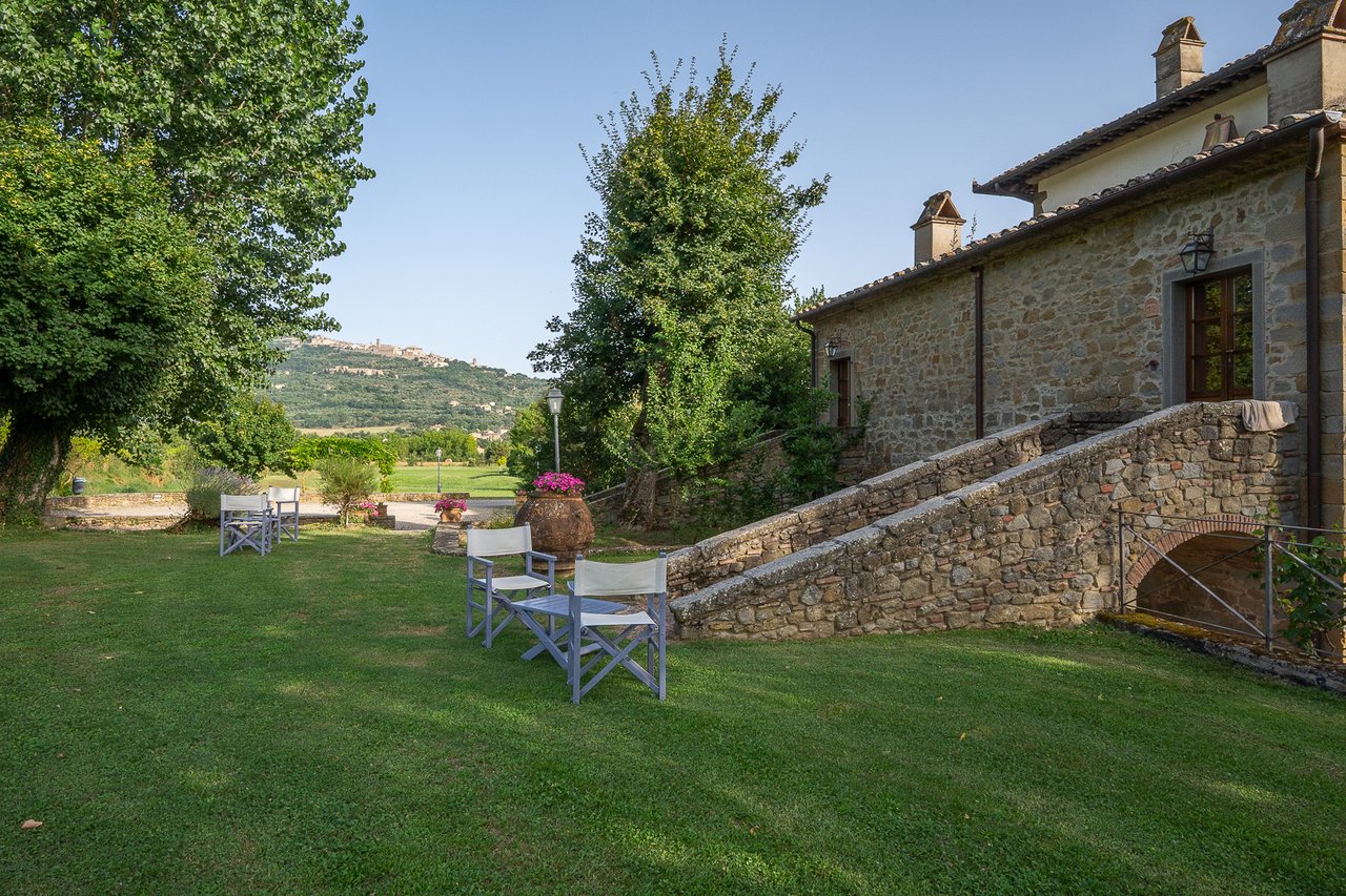 VILLA MECENATE