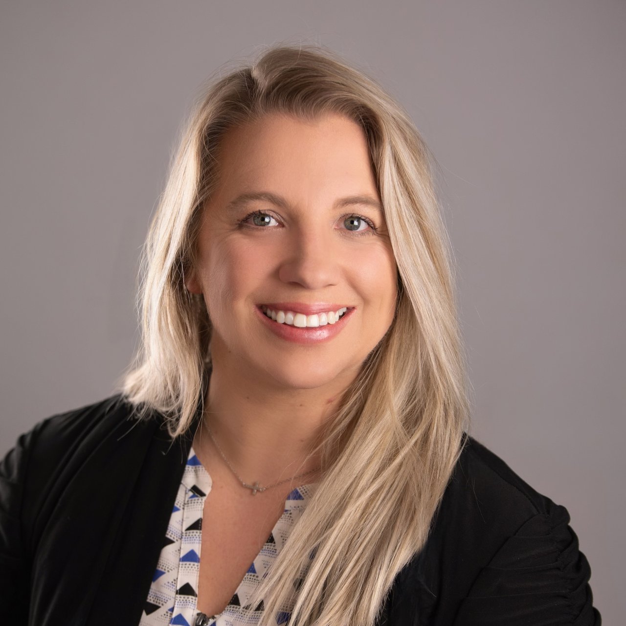 Dezerae Poole Pleasanton, KS Real estate Agent Headshot 