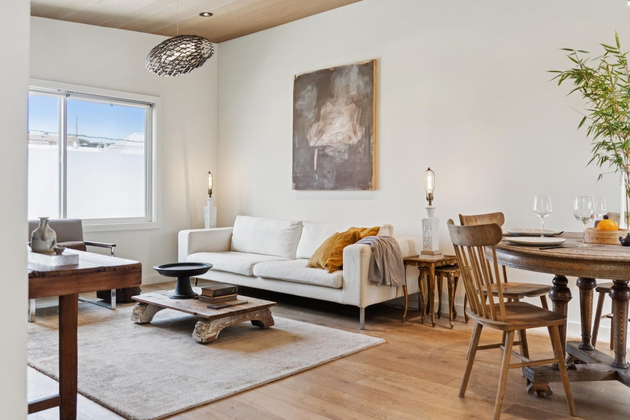 1515 Van Dyke Avenue