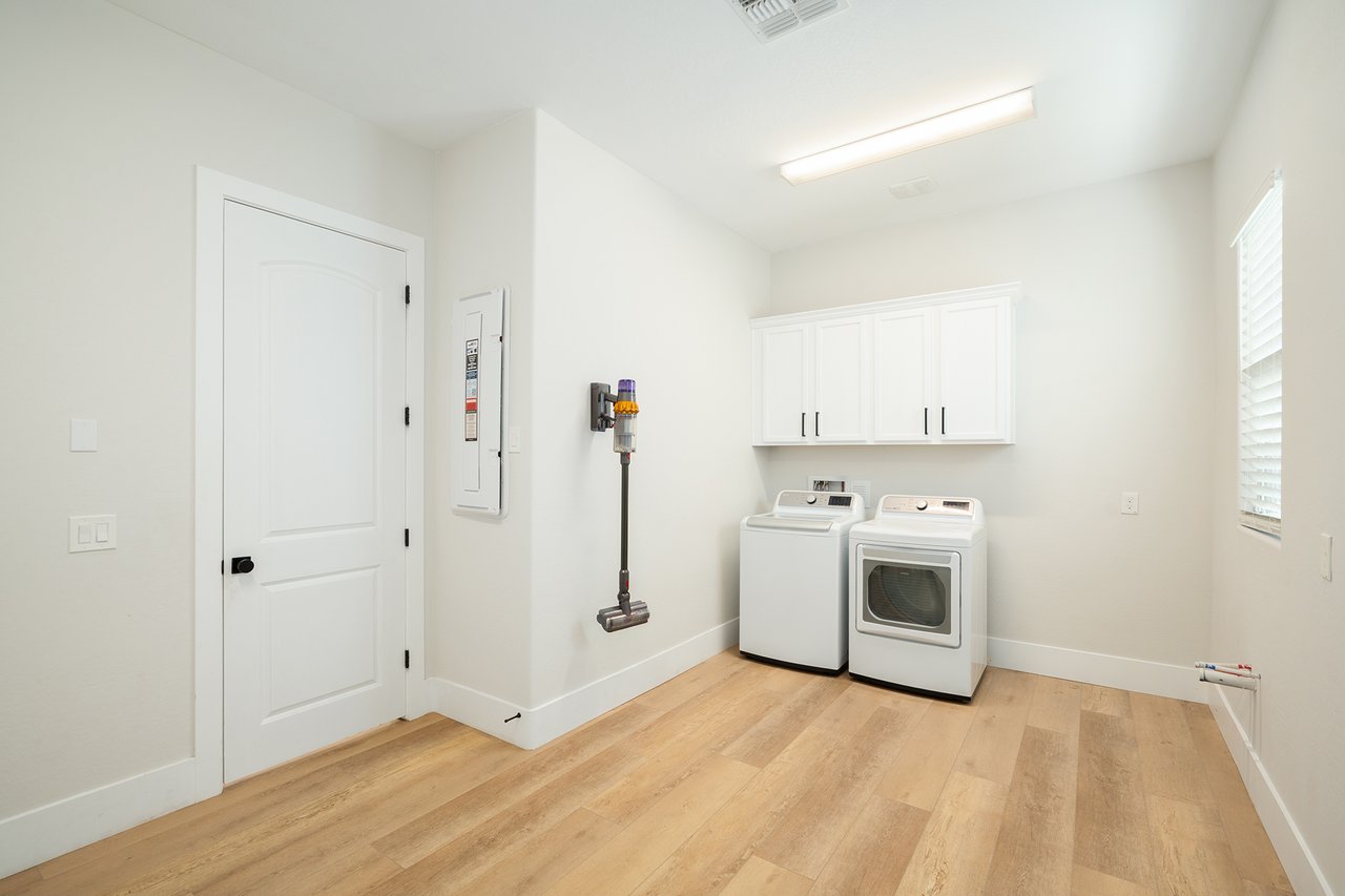 5537 E VIA CABALLO BLANCO